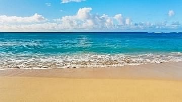 Ανακαλύψτε τις καλύτερες παραλίες στις Γούβες Ηρακλείου Κρήτης! Εξερευνήστε το πανέμορφο τοπίο της Κρήτης και ζήστε την εκπληκτική ατμόσφαιρα των παραλιών στις Κάτω Γούβες Ηρακλείου Κρήτης. Ανακαλύψτε τον ιδανικό προορισμό για τις επόμενες διακοπές σας και απολαύστε την εκπληκτική θέα των κρυστάλλινων μεσογειακών νερών και των χρυσαφένιων αμμουδιών. Ενημερωθείτε για τις καλύτερες δραστηριότητες, τα αξιοθέατα και τα θαλάσσια σπορ που είναι διαθέσιμα σε κάθε παραλία και ζήστε την καλύτερη εμπειρία διακοπών στις Γούβες Ηρακλείου Κρήτης.