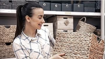 Ανακαλύψτε τα καλύτερα καταστήματα με είδη σπιτιού στις Γούβες Ηρακλείου Κρήτης και τις γύρω περιοχές. Παρέχουμε λεπτομερείς πληροφορίες για κάθε κατάστημα, όπως οδηγίες οδήγησης, ώρες λειτουργίας, διεύθυνση και στοιχεία επικοινωνίας, προκειμένου να εξερευνήσετε τις καλύτερες διαθέσιμες επιλογές αγορών. Είτε θέλετε απλώς να διακοσμήσετε το σπίτι σας είτε να πάρετε κάποια αναμνηστικά για δώρο, βρείτε τα ιδανικά καταστήματα για όλες τις ανάγκες σας σε είδη σπιτιού στις Κάτω Γούβες Ηρακλείου Κρήτης και σε κοντινές περιοχές κατά τη διάρκεια της επίσκεψής σας στο νησί της Κρήτης!