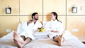 Ψάχνετε το ιδανικό κατάλυμα για τις αξέχαστες διακοπές σας στις Γούβες Κρήτης; Είτε ονειρεύεστε πολυτελή διαμονή με θέα στη θάλασσα, οικογενειακό θέρετρο με διασκεδαστικές δραστηριότητες για τα παιδιά, ή ένα γραφικό ξενοδοχείο κοντά στην παραλία, οι Γούβες προσφέρουν μια ποικιλία επιλογών για κάθε στυλ και προϋπολογισμό. Ανακαλύψτε άνετα διαμερίσματα, boutique ξενοδοχεία με πισίνες, luxury villas,  όλα σε κοντινή απόσταση από τις μαγευτικές παραλίες, τα ιστορικά αξιοθέατα και τις ζωντανές ταβέρνες των Γουβών. Ξεκινήστε σήμερα τον προγραμματισμό των ονειρεμένων διακοπών σας και βρείτε το τέλειο μέρος για τις διακοπές σας στην Κρήτη!